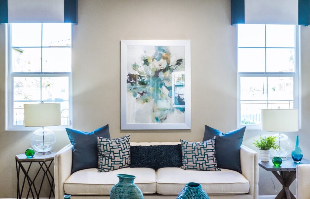 Scandinavisch interieur: lichte ruimte met hout